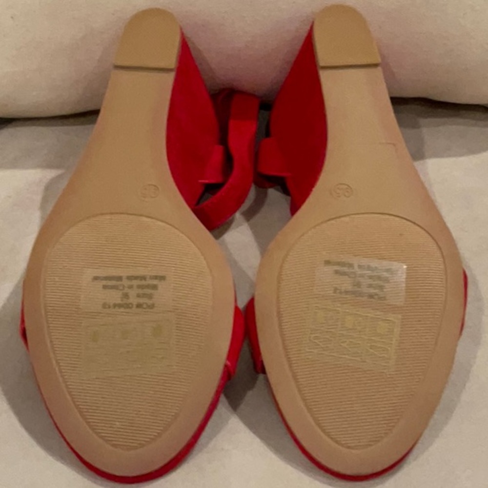 Red Women's Sandals - Picture 3 of 5